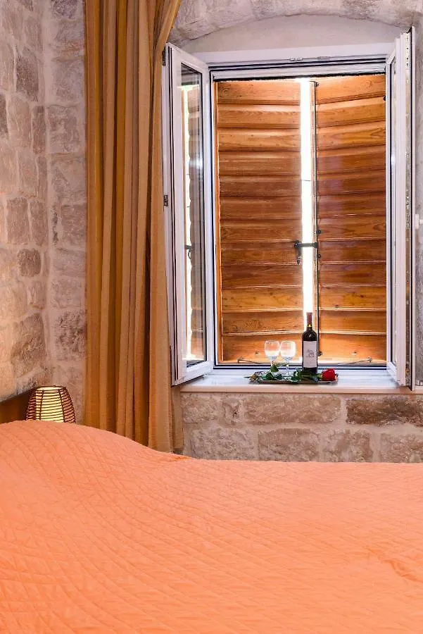 Apartments Dora -Free parking Trogir 0*,