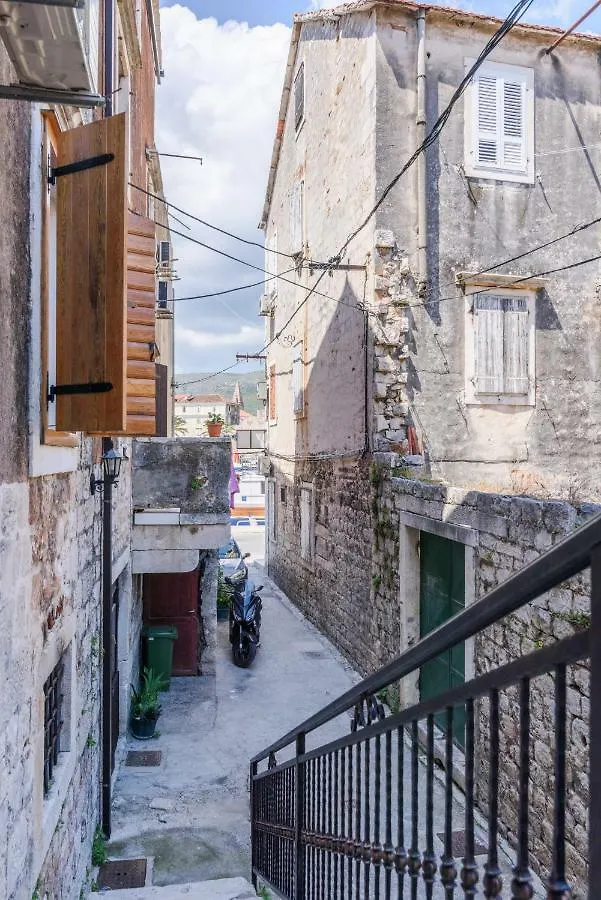 Apartments Dora Trogir Croatia